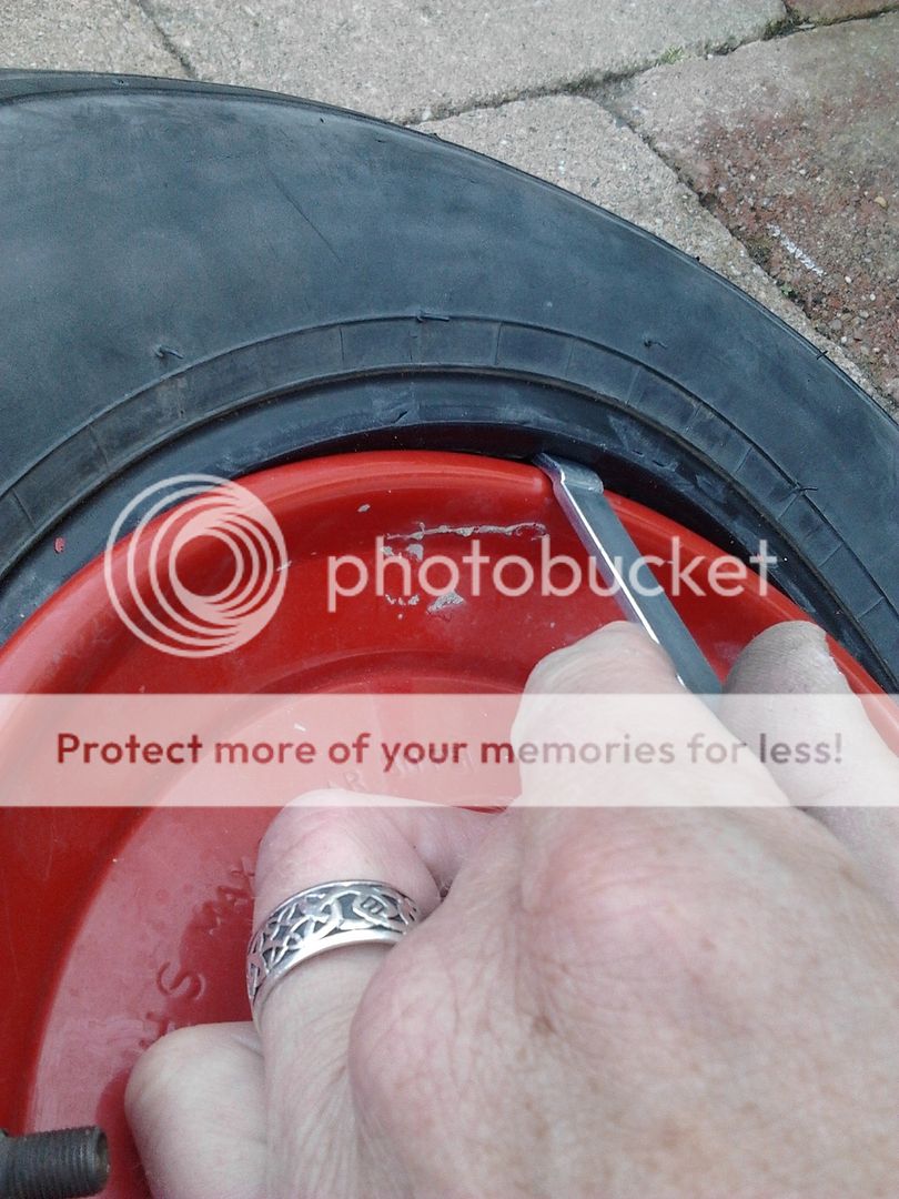 Lekke band kruiwagen Moestuin Forum Voor en door moestuin liefhebbers